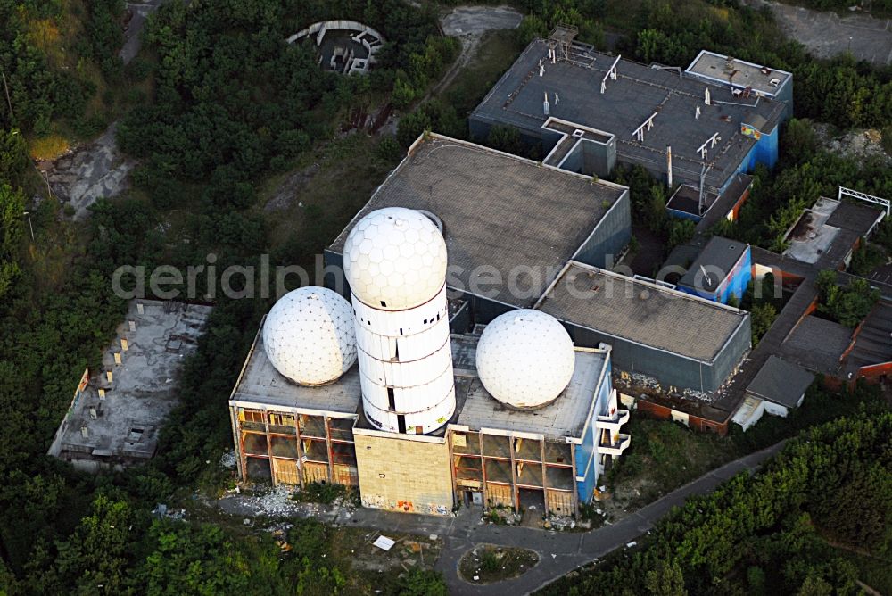 Aerial image Berlin - Ruins of the former American military interception and radar system on the Teufelsberg in Berlin - Charlottenburg