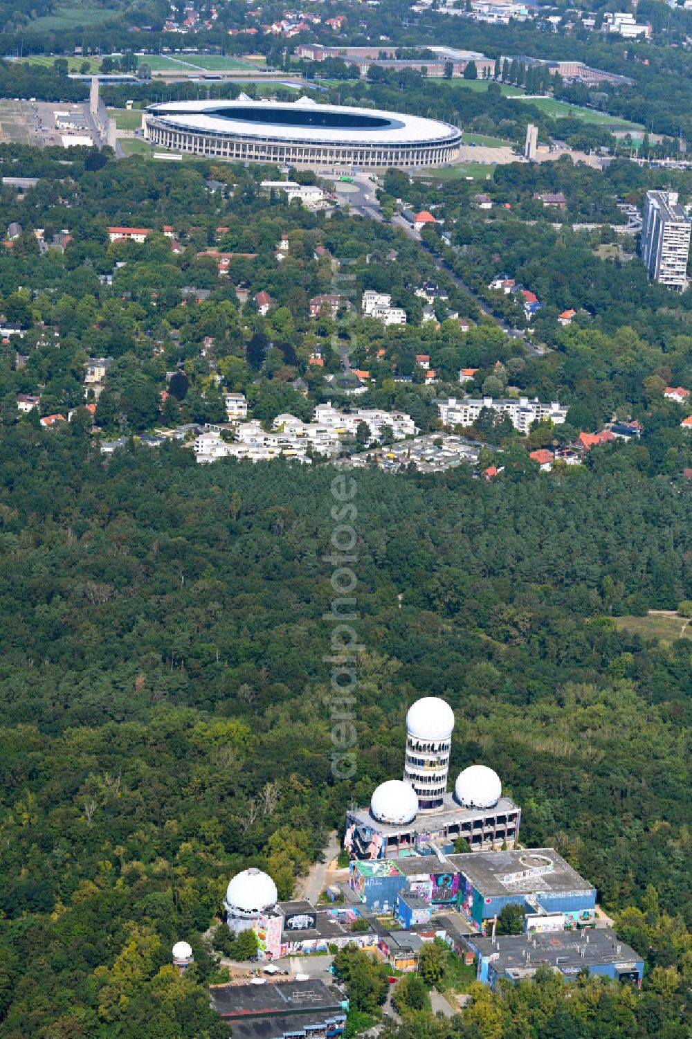 Aerial image Berlin - Ruins of the former American military interception and radar system on the Teufelsberg in Berlin - Charlottenburg