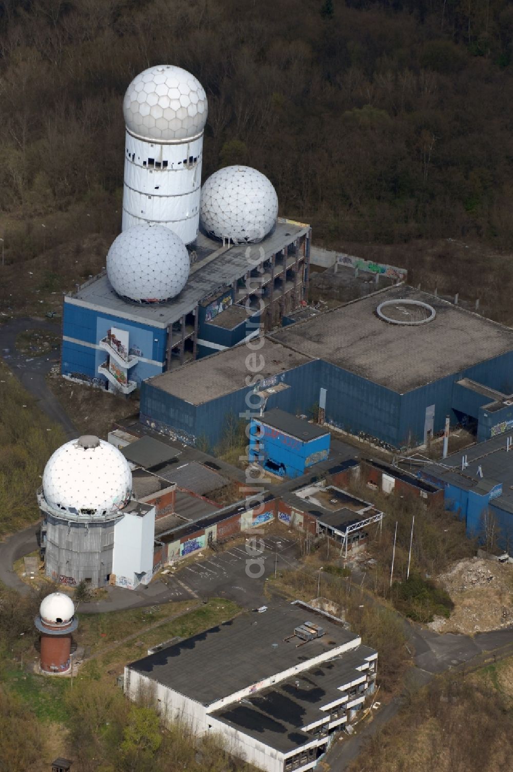 Aerial photograph Berlin - Ruins of the former American military interception and radar system on the Teufelsberg in Berlin - Charlottenburg