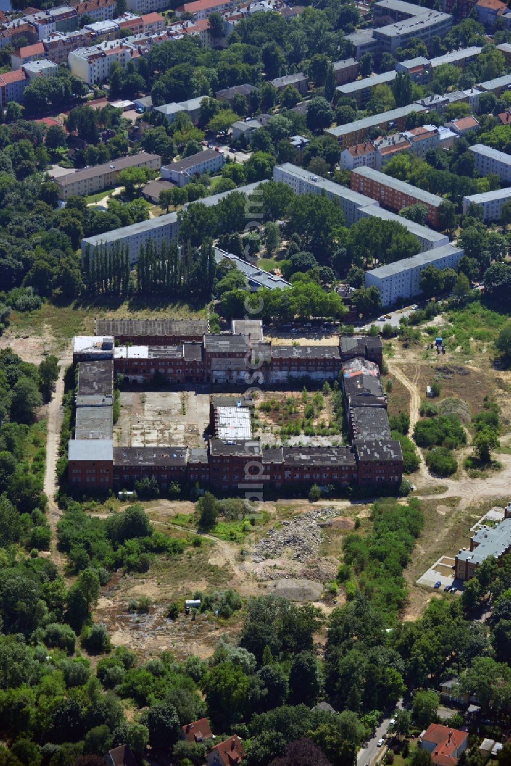 Aerial image Berlin - Ruins of the former Spindler's cleaning factory Rewatex in the planning area of the city residential water Spindlersfeld