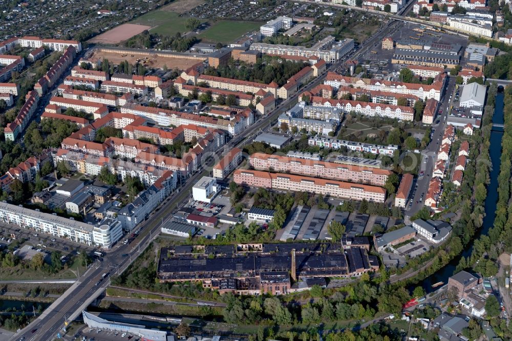 Leipzig from above - Ruin the buildings and halls of the the former weaving mill and jute spinning mill Traenkner und Wuerker of VEB Texafol on Luetzner Strasse in the district Neulindenau in Leipzig in the state Saxony, Germany