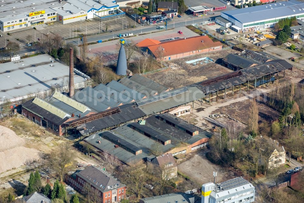 Herne from the bird's eye view: Ruin the buildings and halls on Eschstrasse - Dornstrasse in Herne in the state North Rhine-Westphalia, Germany