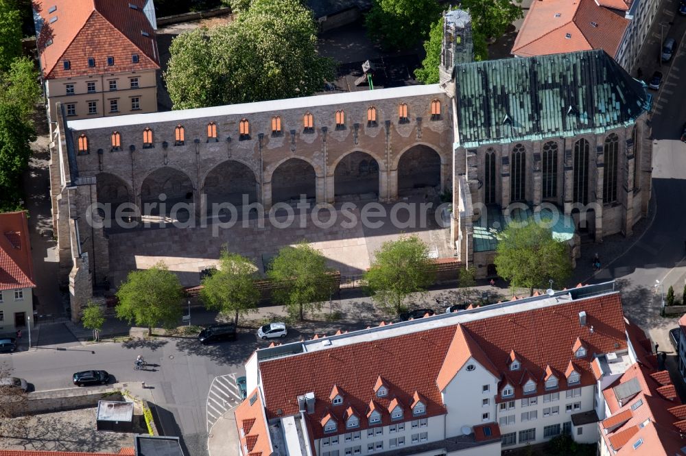 Aerial photograph Erfurt - Ruins of church building Barfuesserkirche on Barfuesserstrasse in the district Altstadt in Erfurt in the state Thuringia, Germany