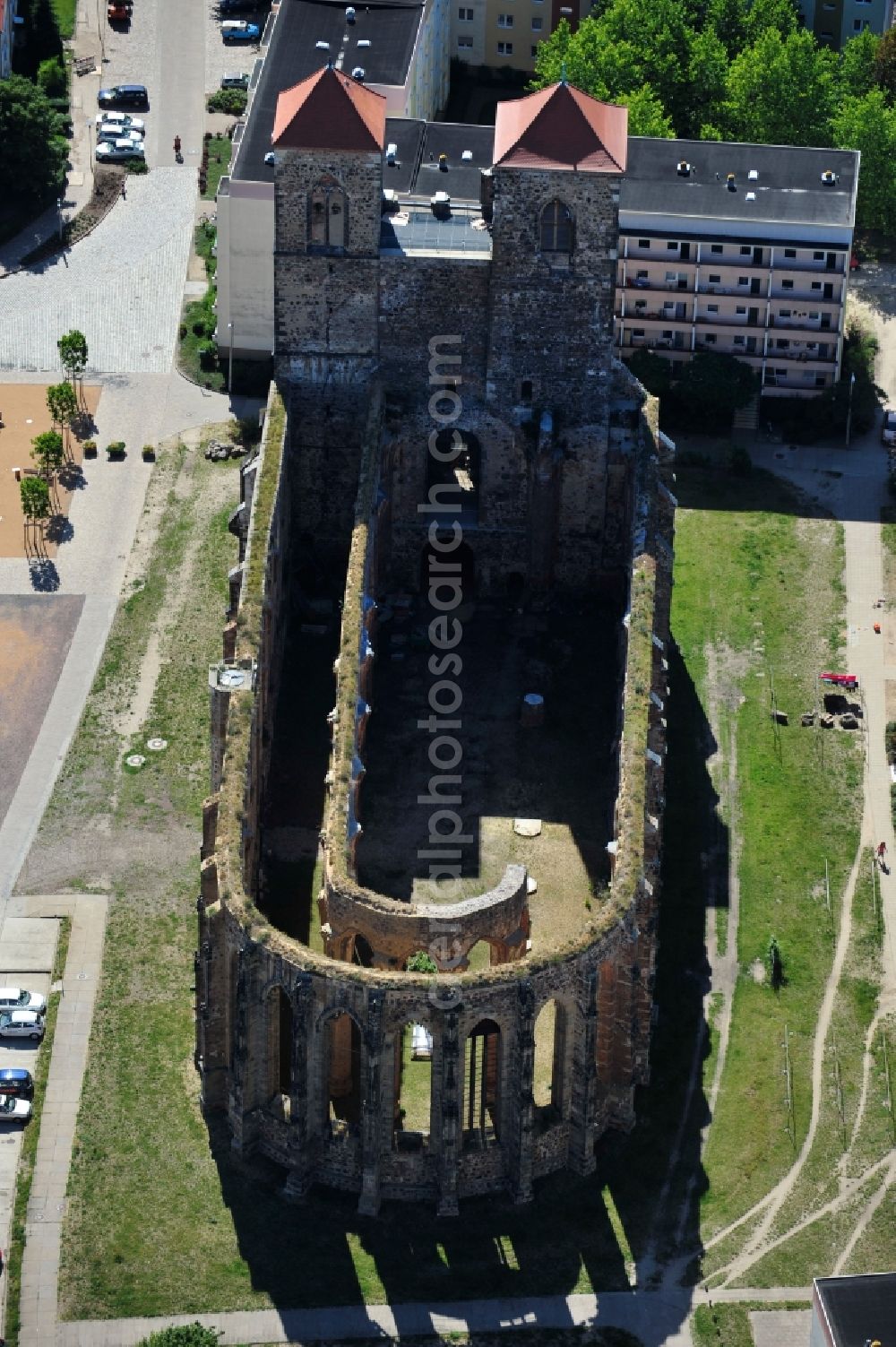 Aerial image Zerbst/Anhalt - Ruins of church building Sankt Nikolai on Schleibank in Zerbst/Anhalt in the state Saxony-Anhalt, Germany