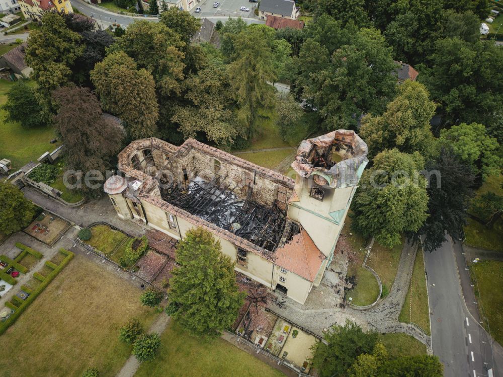 Großröhrsdorf from the bird's eye view: Ruins of church building Stadtkirche on street Lichtenberger Strasse in Grossroehrsdorf in the state Saxony, Germany