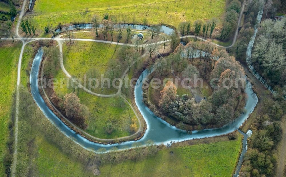 Aerial photograph Hamm - Ruins and vestiges of the former castle and fortress Burghuegel Mark in the district Norddinker in Hamm in the state North Rhine-Westphalia