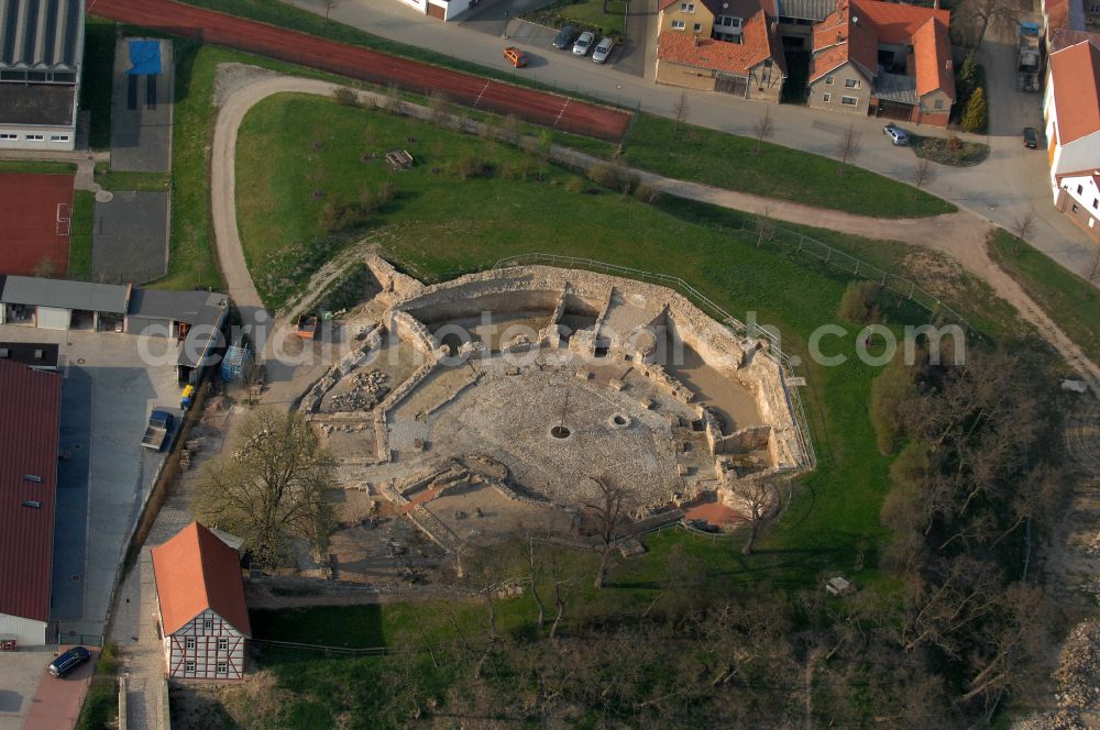 Aerial photograph Herbsleben - Ruins and vestiges of the former castle - Schlossruine on street Hauptstrasse in Herbsleben in the state Thuringia, Germany