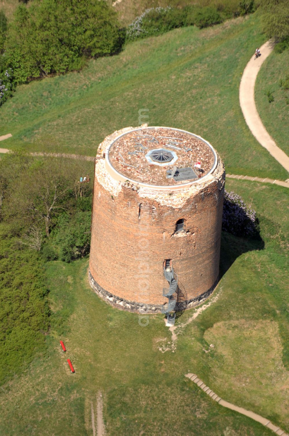 Aerial photograph Stolpe - Ruins and vestiges of the former castle Stolper Turm - Gruetzpott in Stolpe in the Uckermark in the state Brandenburg, Germany