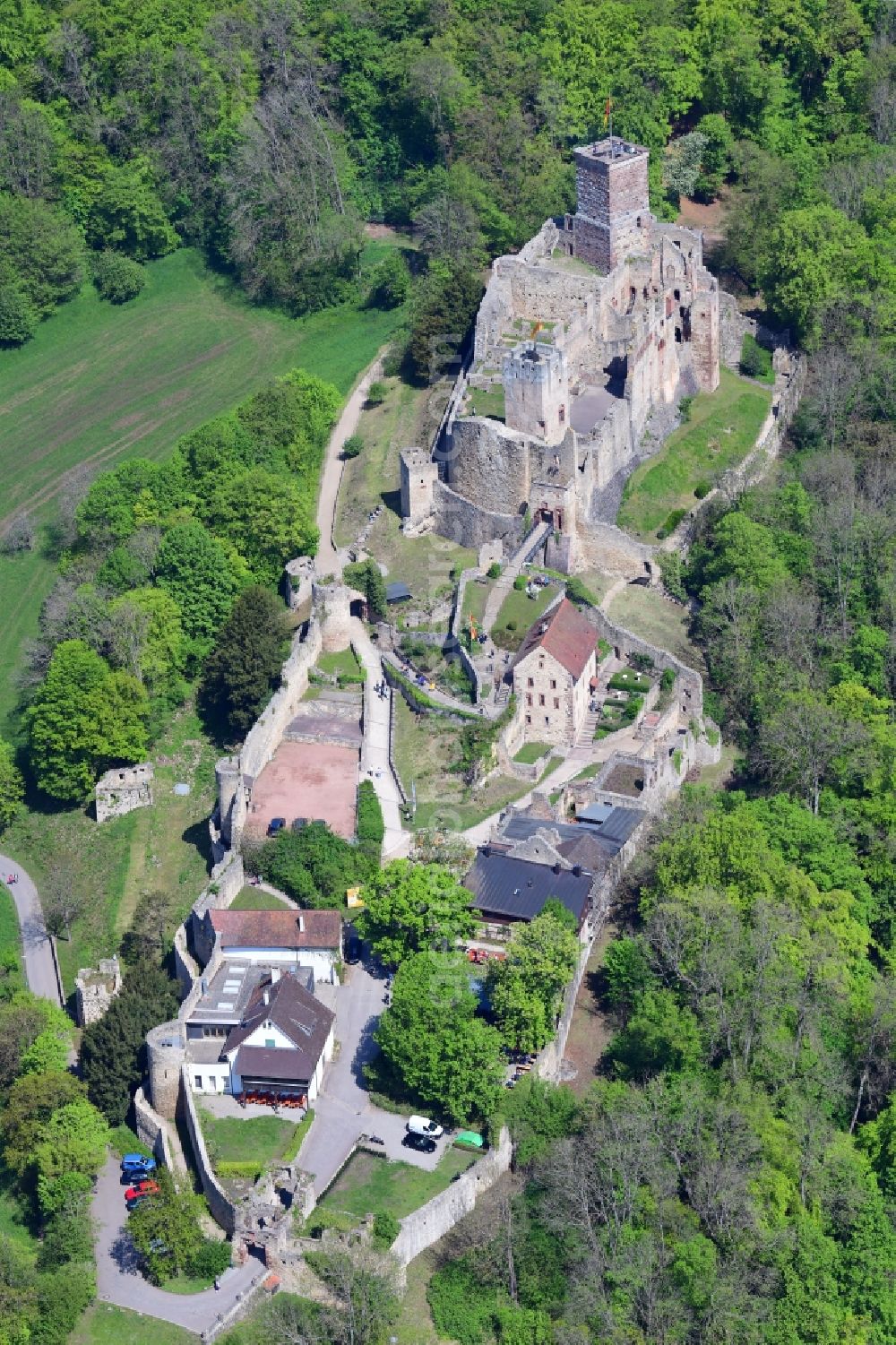 Aerial photograph Lörrach - Ruins and vestiges of the former castle and fortress Burg Roetteln in the district Haagen in Loerrach in the state Baden-Wurttemberg, Germany