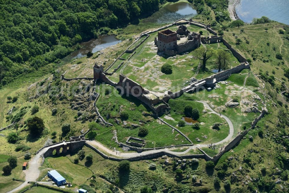 Allinge from the bird's eye view: Ruins and vestiges of the former castle and fortress Hammershus Slotsruine on Bornholm Island in Allinge in Region Hovedstaden, Denmark