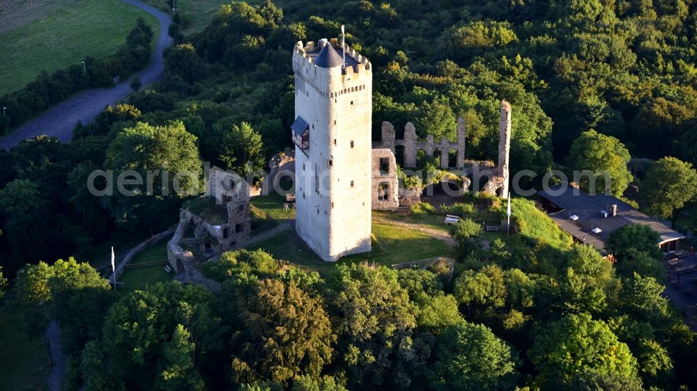 Aerial photograph Niederdürenbach - Ruins and vestiges of the former castle and fortress Olbrueck in Niederduerenbach in the state Rhineland-Palatinate, Germany