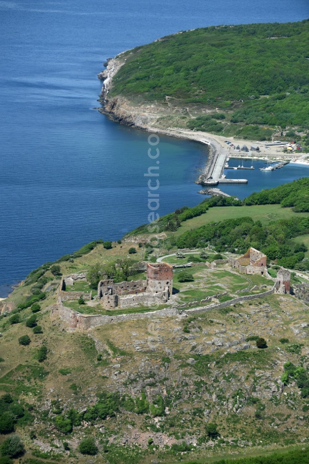 Allinge from the bird's eye view: Ruins and vestiges of the former castle and fortress Bornholm Island in Allinge in Region Hovedstaden, Denmark