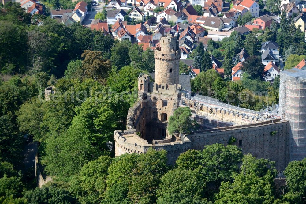 Bensheim from the bird's eye view: Ruins and vestiges of the former castle and fortress Auerbach in Bensheim in the state Hesse