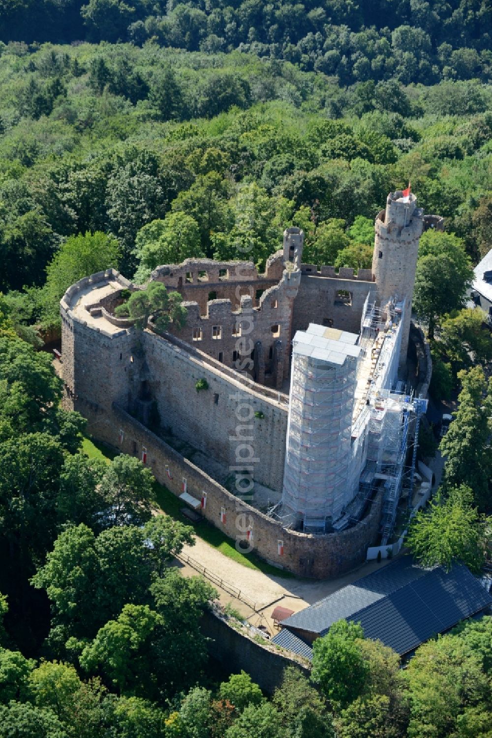 Bensheim from above - Ruins and vestiges of the former castle and fortress Auerbach in Bensheim in the state Hesse