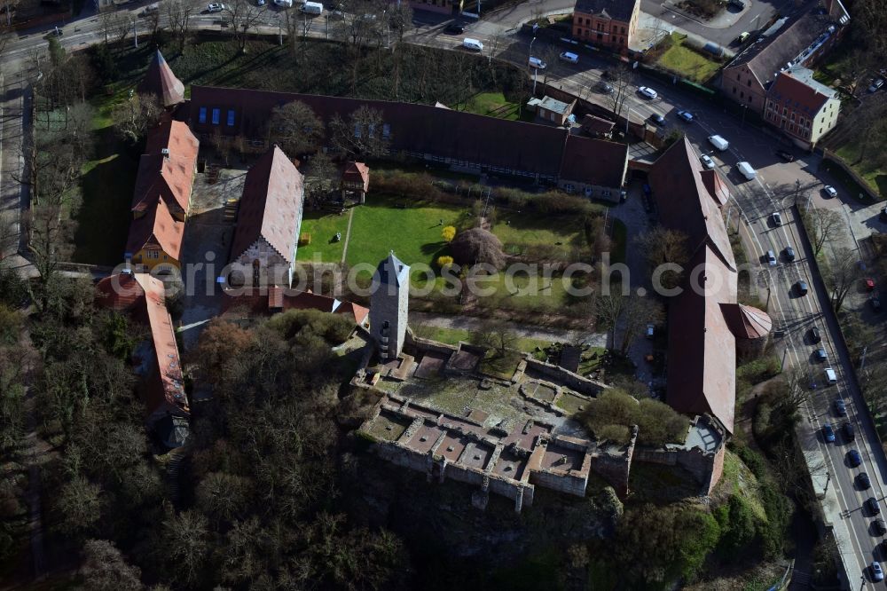 Halle (Saale) from the bird's eye view: Ruins and vestiges of the former castle and fortress Burg Giebichenstein on Seebener Strasse in the district Stadtbezirk Nord in Halle (Saale) in the state Saxony-Anhalt