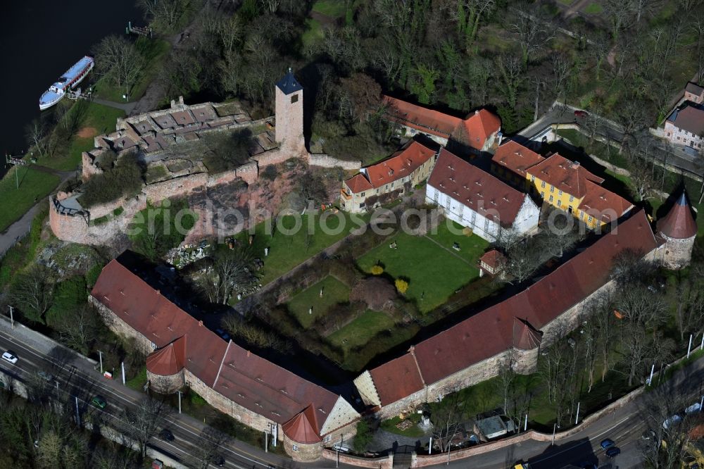 Halle (Saale) from the bird's eye view: Ruins and vestiges of the former castle and fortress Burg Giebichenstein on Seebener Strasse in the district Stadtbezirk Nord in Halle (Saale) in the state Saxony-Anhalt