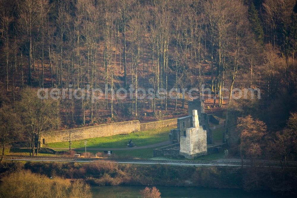 Aerial image Bochum - Ruins and vestiges of the former castle and fortress Burg Hardenstein on the riverbank of the river Ruhr in Witten in the state North Rhine-Westphalia