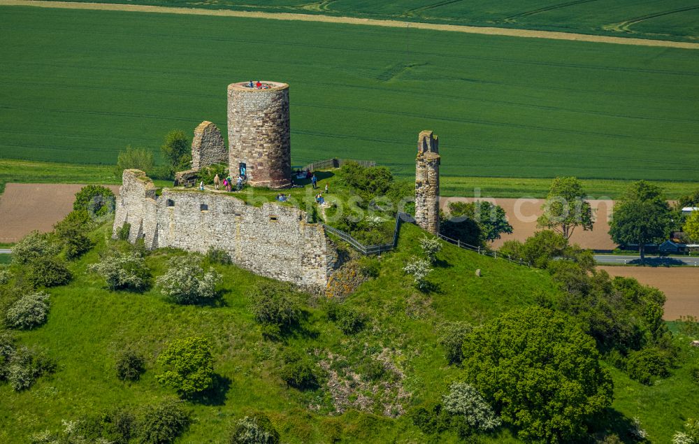Aerial image Warburg - ruins and vestiges of the former castle and fortress Burgruine Desenberg in Warburg in the state North Rhine-Westphalia, Germany