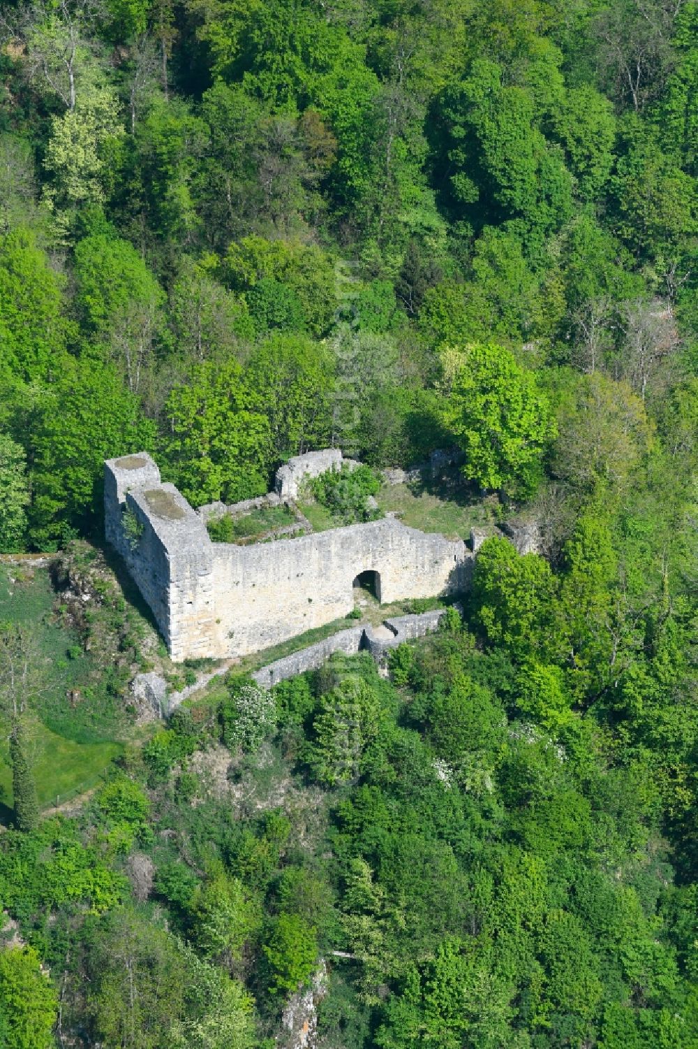 Hayingen from above - Ruins and vestiges of the former castle and fortress Burgruine Maisenburg in Hayingen in the state Baden-Wuerttemberg, Germany