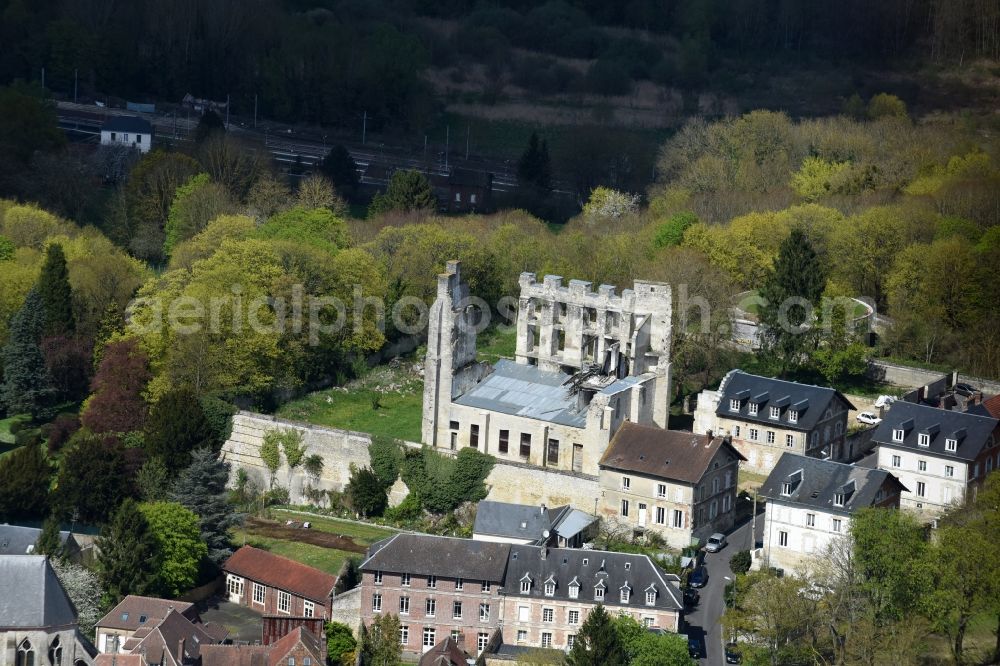 Aerial image Clermont - Ruins and vestiges of the former castle and fortress in Clermont in Nord-Pas-de-Calais Picardy, France