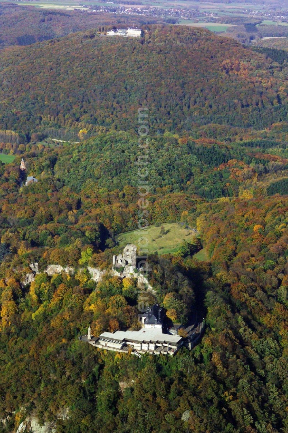 Königswinter from above - Ruins and vestiges of the former castle and fortress Drachenfels in Koenigswinter in the state North Rhine-Westphalia, Germany