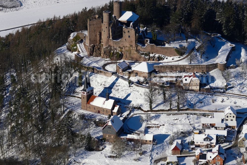 Aerial photograph Bornhagen - Ruins and vestiges of the former castle and fortress Hanstein in winter in the district Rimbach in Bornhagen in the state Thuringia