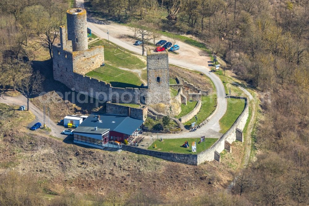 Volkmarsen from above - Ruins and vestiges of the former castle and fortress Kugelsburg in Volkmarsen in the state Hesse, Germany