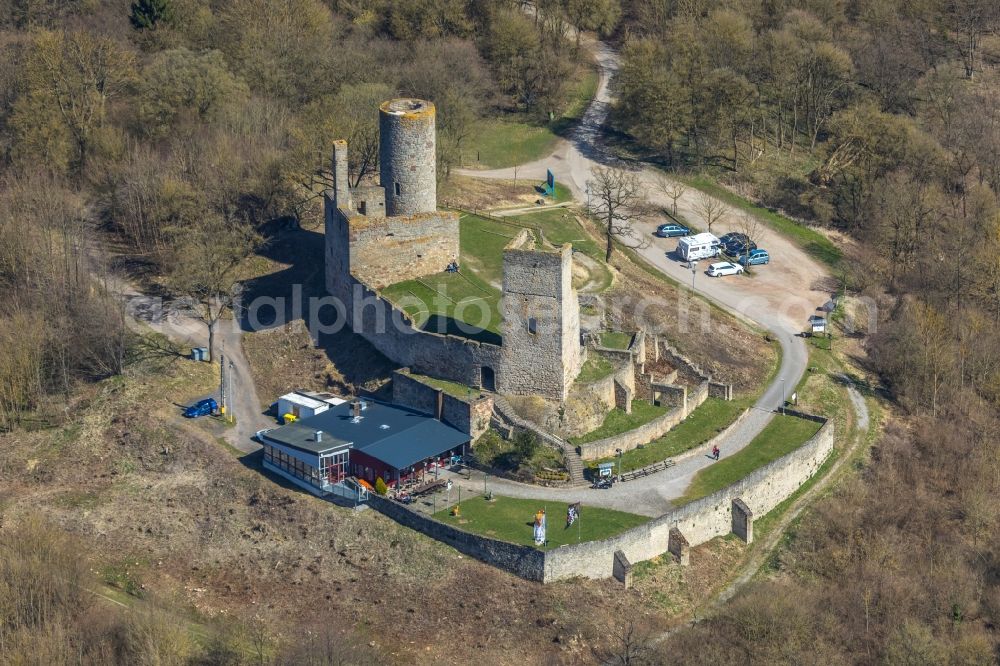 Aerial photograph Volkmarsen - Ruins and vestiges of the former castle and fortress Kugelsburg in Volkmarsen in the state Hesse, Germany