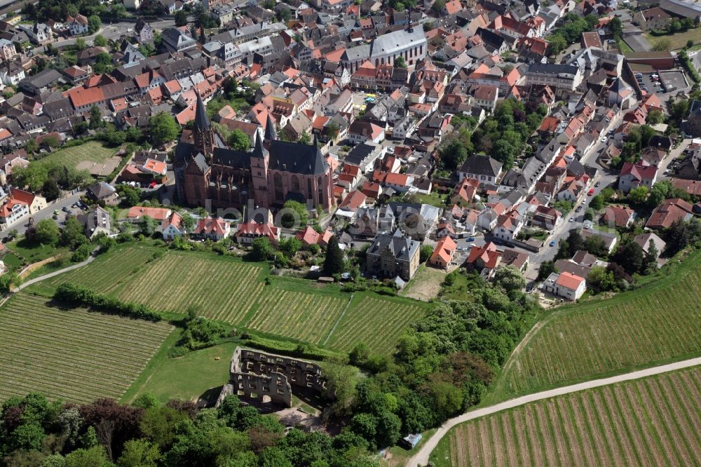 Oppenheim from the bird's eye view: Ruins and vestiges of the former castle and fortress Landskrone over the City of Oppenheim in the state Rhineland-Palatinate, Germany