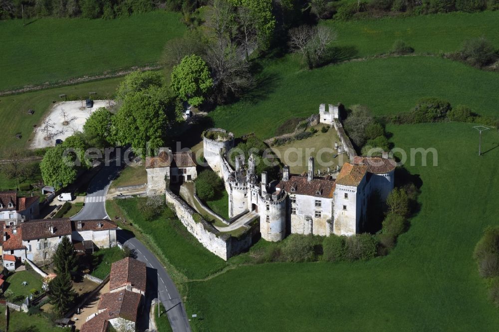 Aerial image Mareuil - Ruins and vestiges of the former castle and fortress in Mareuil in Aquitaine Limousin Poitou-Charentes, France