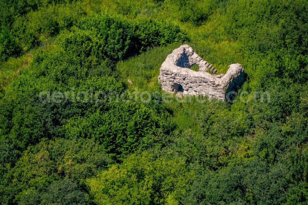 Aerial photograph Ennigerloh - Ruins and vestiges of the former castle and fortress Nienburg in Ennigerloh in the state North Rhine-Westphalia, Germany