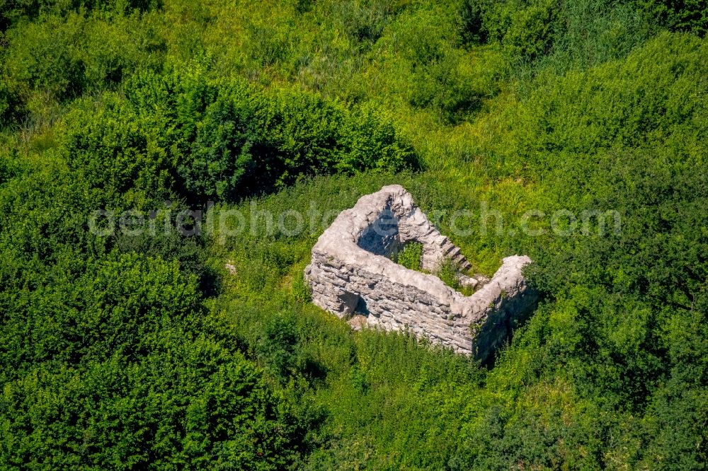 Ennigerloh from above - Ruins and vestiges of the former castle and fortress Nienburg in Ennigerloh in the state North Rhine-Westphalia, Germany