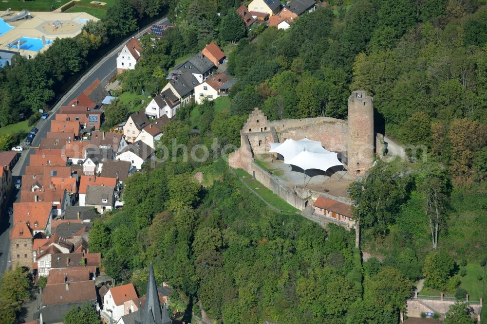 Aerial photograph Gemünden - Ruins and vestiges of the former castle and fortress Scherenburg in Gemuenden in the state Bavaria