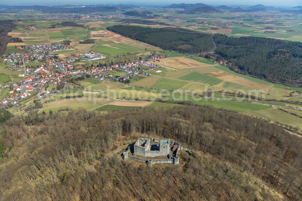 Wolfhagen from the bird's eye view: Ruins and vestiges of the former castle and fortress in Wolfhagen in the state Hesse, Germany