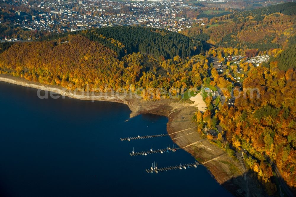 Aerial image Attendorn - Ruins and vestiges of the former castle and fortress Waldenburg on the shores of Biggesee in Attendorn in the state of North Rhine-Westphalia