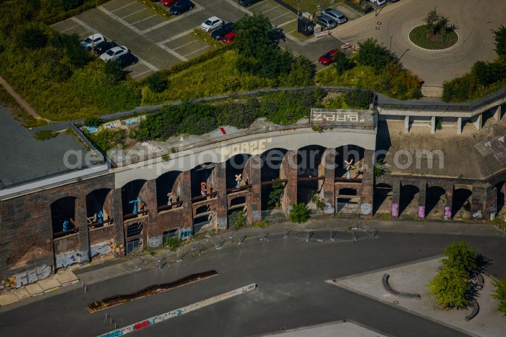 Aerial photograph Bochum - Ruins of the arched facade of the former entrance of the Krupp site in the district Innenstadt in Bochum at Ruhrgebiet in North Rhine-Westphalia
