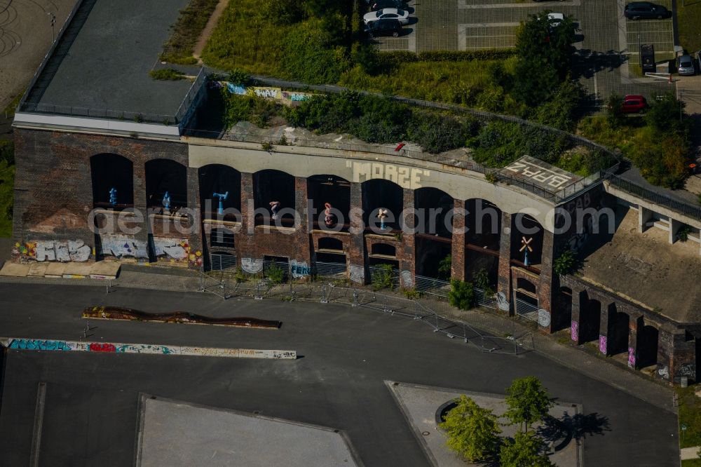 Aerial image Bochum - Ruins of the arched facade of the former entrance of the Krupp site in the district Innenstadt in Bochum at Ruhrgebiet in North Rhine-Westphalia