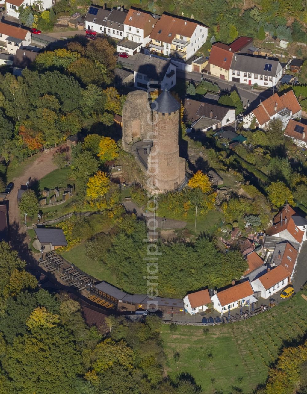 Aerial photograph Kirkel - Ruins and tower / keep of the castle to Kirkel Saarland