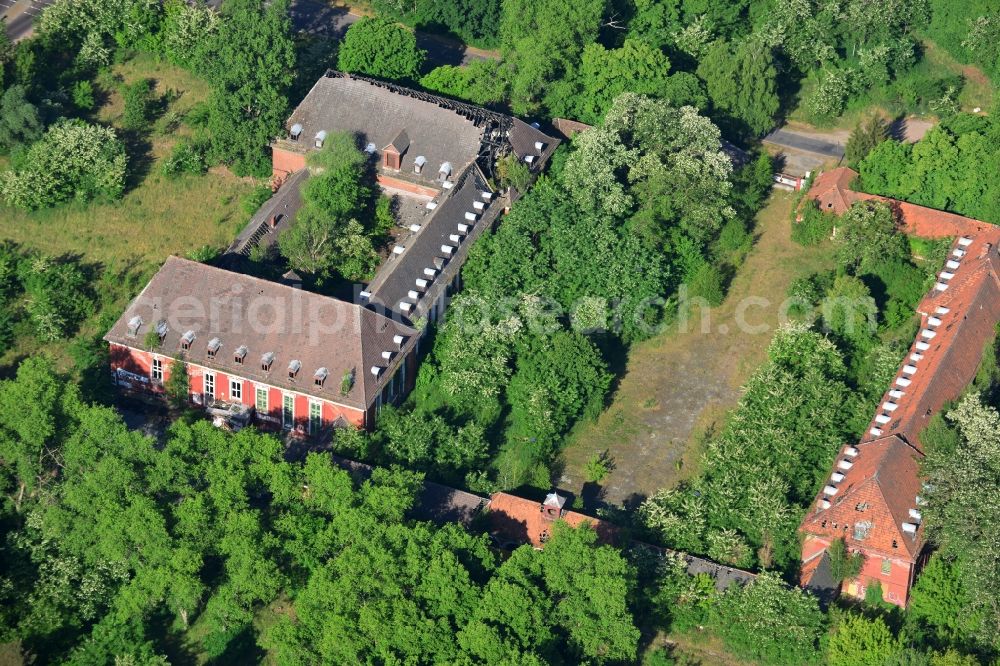 Aerial image Kirchmöser - Ruins of the administration building of the former industrial area in Kirchmoeser in the state Brandenburg