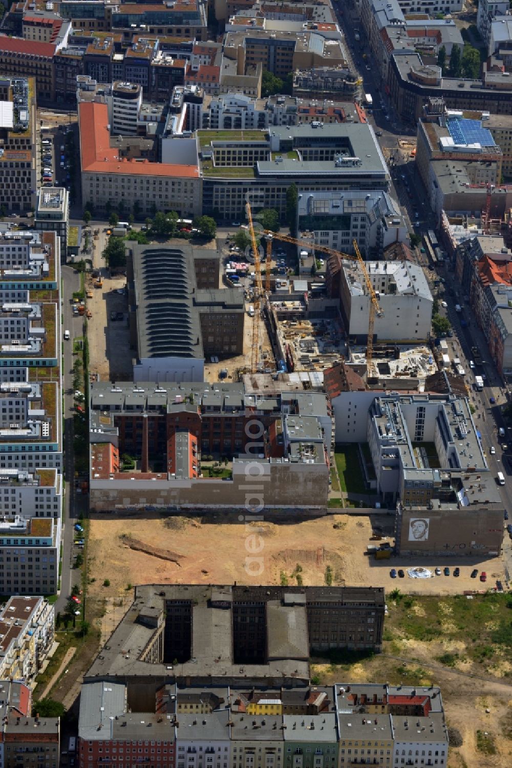 Berlin Mitte from the bird's eye view: Ruins of the factory building of TLG on the Chausseestrasse in the middle of Berlin