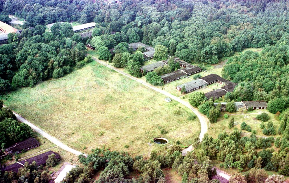 Karlshagen from the bird's eye view: Demolition and clearance work on the building complex of the former military barracks Schuetzenstrasse - Alte Peenemuender Strasse in Karlshagen on the island of Usedom in the state Mecklenburg - Western Pomerania, Germany