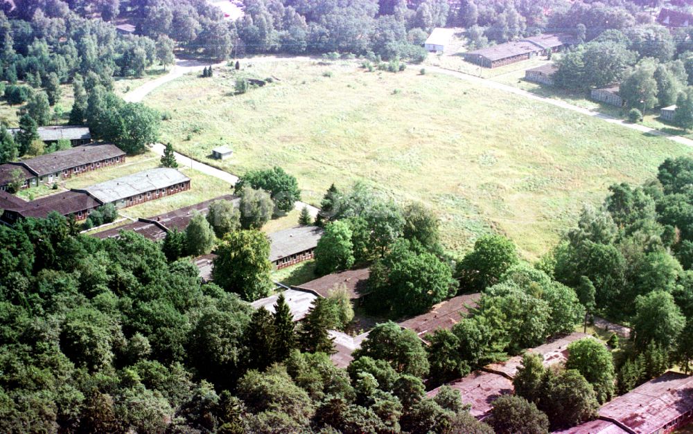 Aerial image Karlshagen - Demolition and clearance work on the building complex of the former military barracks Schuetzenstrasse - Alte Peenemuender Strasse in Karlshagen on the island of Usedom in the state Mecklenburg - Western Pomerania, Germany