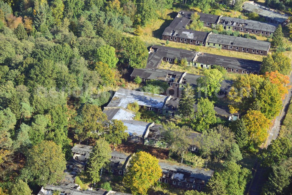 Karlshagen from the bird's eye view: Demolition and clearance work on the building complex of the former military barracks Schuetzenstrasse - Alte Peenemuender Strasse in Karlshagen on the island of Usedom in the state Mecklenburg - Western Pomerania, Germany