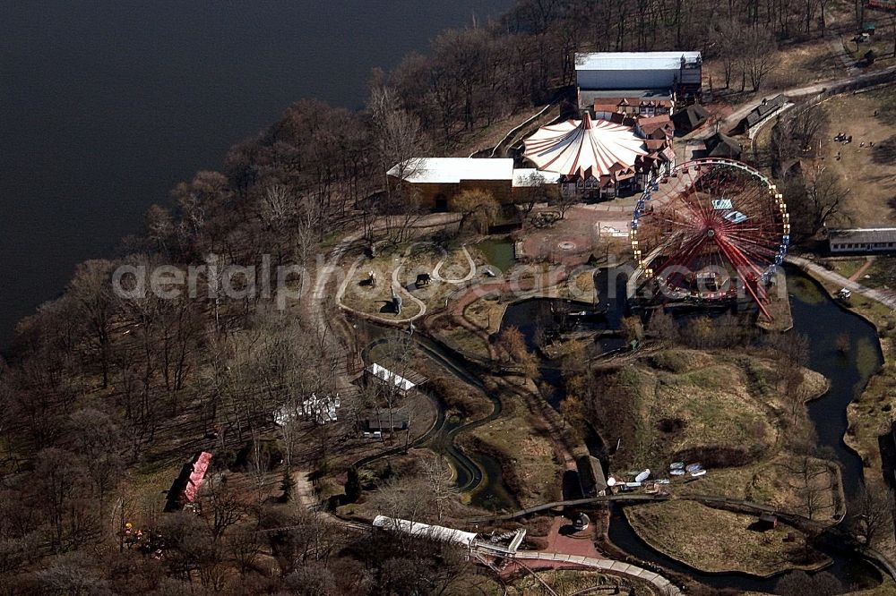 Aerial photograph Berlin - The Spree Park was a popular amusement park in Berlin- Plaenterwald. In a park-like grounds on the banks of the Spree, there were a variety of rides such as the Ferris wheel