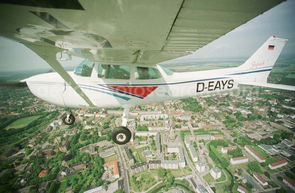 Aerial photograph Forst / BRB - Rundflug der Agentur mit der Forster Rosenkönigin mit einer C172 der Niederlausitz Flug GmbH vom Flugplatz Neuhausen aus über Cottbus und Forst.