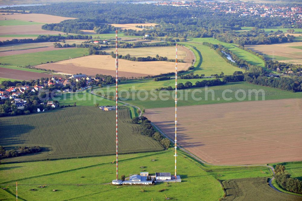 Aerial image Wiederau - Der Rundfunksender / Sender / Sendemast Wiederau in Sachsen wurde 1932 in Betrieb genommen. Radio transmitter mast Wiederau in Saxony.