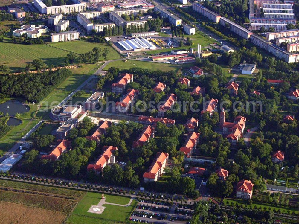 Aerial photograph Neuruppin (Brandenburg) - Blick auf das Ruppiner Klinikum in Neuruppin. Ruppiner Kliniken GmbH, Fehrbelliner Straße 38, D-16816 Neuruppin, Telefon: (0 33 91) 39-0, Telefax: (0 33 91) 39 10 09, http://