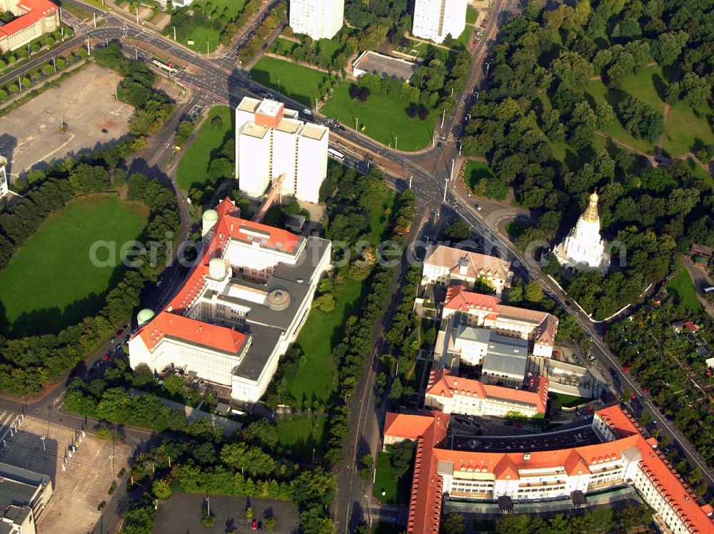 Leipzig from above - 27.08.2005 Leipzig; Russisch Orthodoxe Kirche des Moskauer Patriarchats beim alten Messegelände in Leipzig, Russische Gedächtniskirche, Philipp-Rosenthal-Strasse 51a, D- 04103 Leipzig, Tel/Fax: 0341 / 878 14 53, Info@Russische-Kirche-L.de