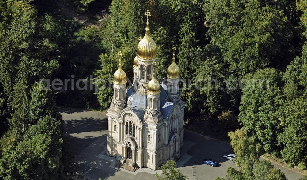 Wiesbaden from above - Die Russisch-Orthodoxe Kirche der heiligen Elisabeth auf dem Neroberg. Die Kirche in Wiesbaden wurde 1847 bis 1855 anlässlich des Todes der Großfürstin von Russland und Herzogin von Nassau erbaut. The Russian Orthodox Church of St. Elizabeth on the Neroberg. The church in Wiesbaden was built from 1847 to 1855 on the occasion of death of the Grand Duchess of Russia and Duchess of Nassau.