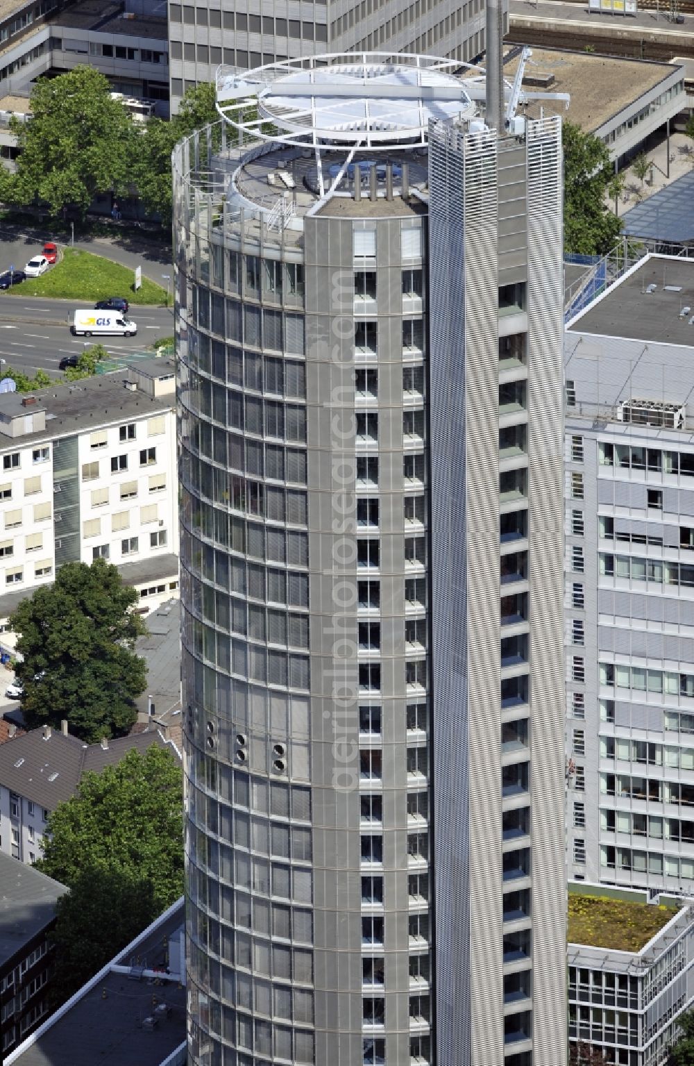 Aerial photograph Essen - View of the RWE Tower in Essen in North Rhine-Westphalia